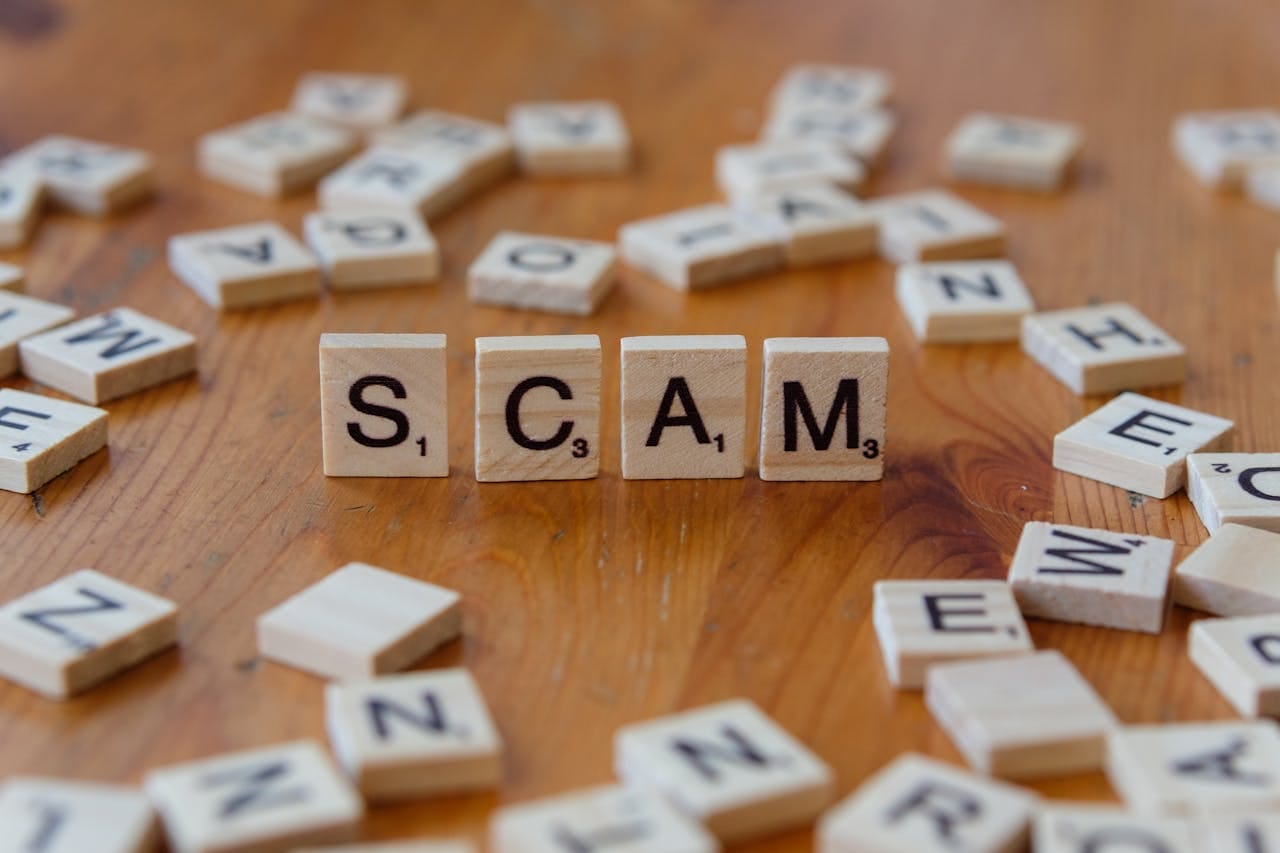 How Authorized Push Payment Fraud Works - PayCompass How Authorized Push Payment Fraud Works - PayCompass